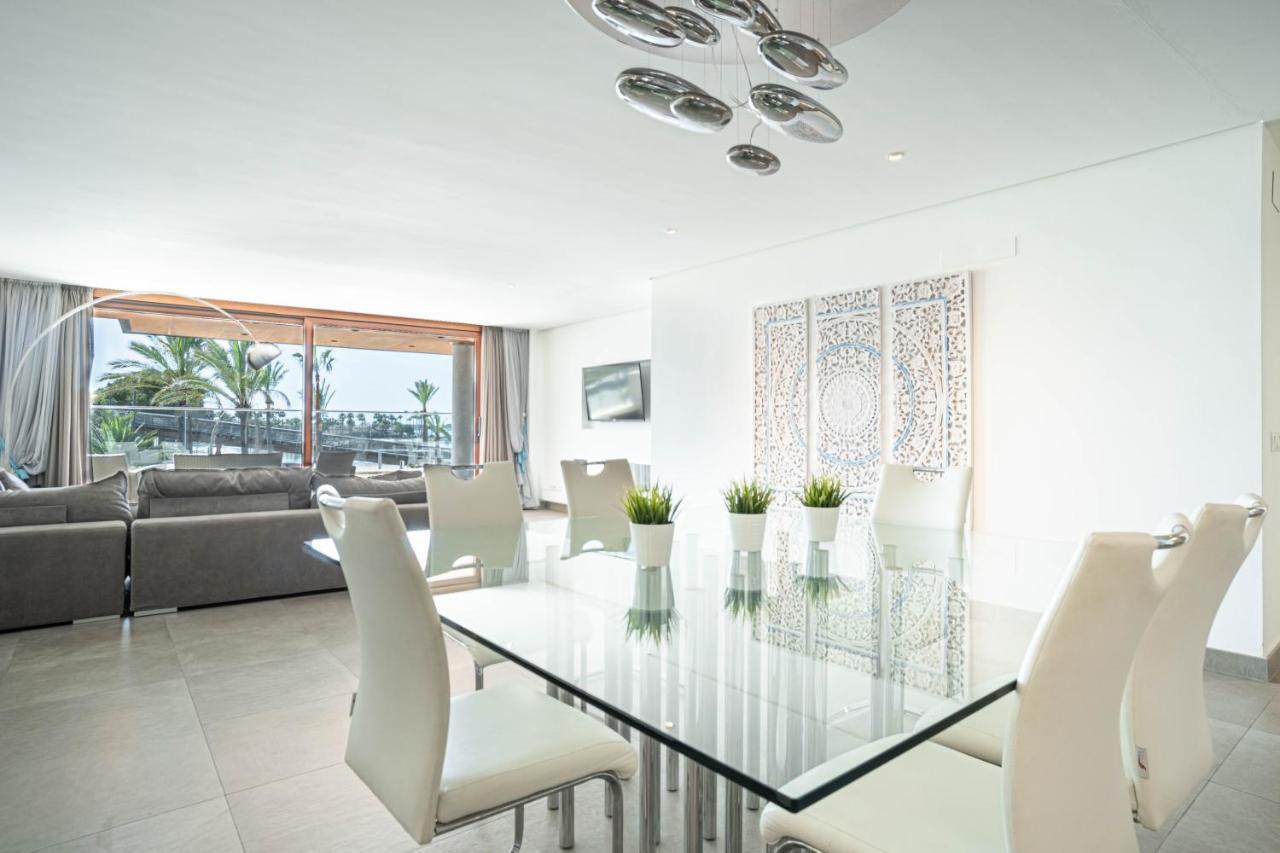 Grand Terrace Apartment In Puerto De Alcudia Exteriör bild