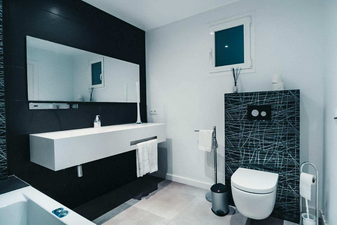 Grand Terrace Apartment In Puerto De Alcudia Exteriör bild